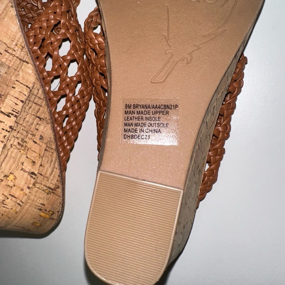 André Assous Bryana Women’s Woven Wedge Sandals Brown Size 9 M NEW - Picture 13 of 13